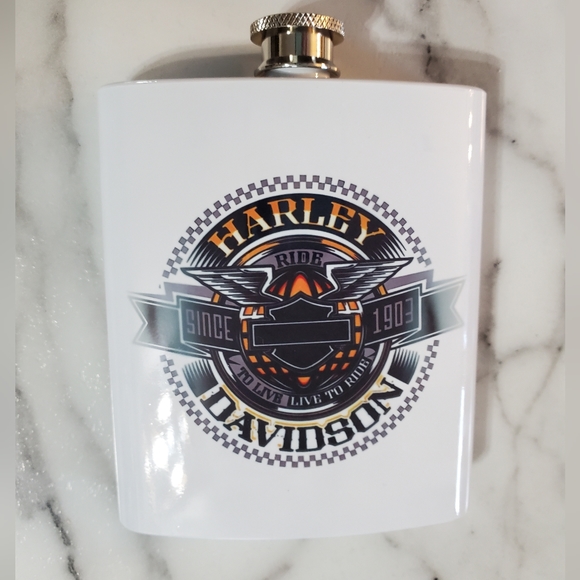 Harley Davidson 7oz Flask - Picture 4 of 4